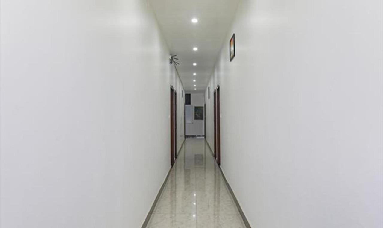 Hotel Fabexpress Ss Grand Banthra Sikandarpur Exterior foto